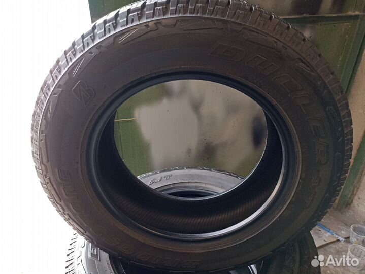 Bridgestone Dueler A/T 001 215/65 R16 98T