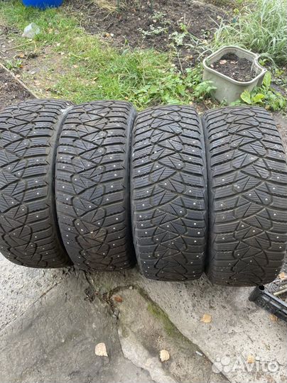 Goodyear Ultragrip 600 225/55 R17 T