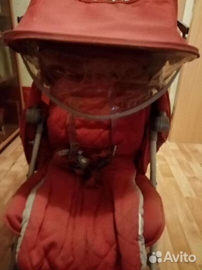 Прогулочная коляска