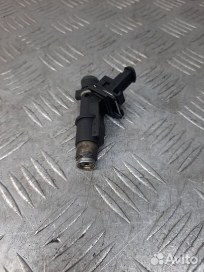 Форсунка Fiat Ulysse минивэн 2.0 RFN 2003