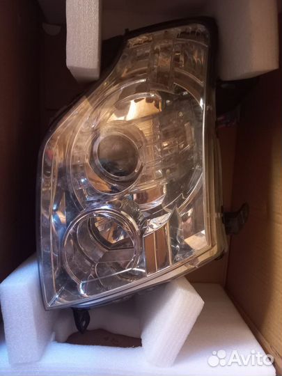 Фары на mitsubishi pajero 4