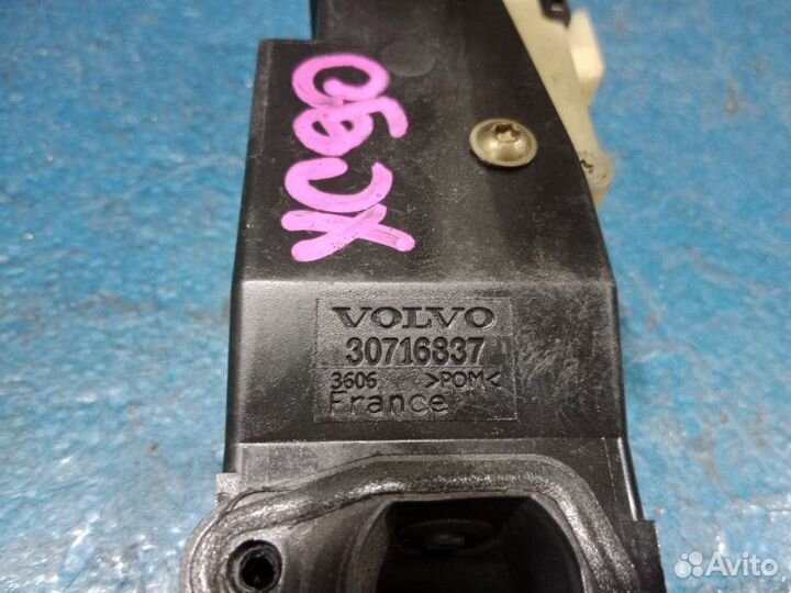 Актуатор лючка бензобака Volvo Xc90 1 Поколение C