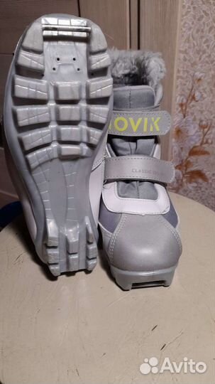 Лыжные ботинки