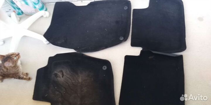 Автомобильные коврики рез. и летние Peugeot 308