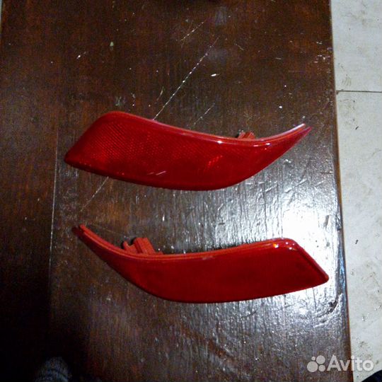 Отражатель заднего бампера Toyota Camry v55