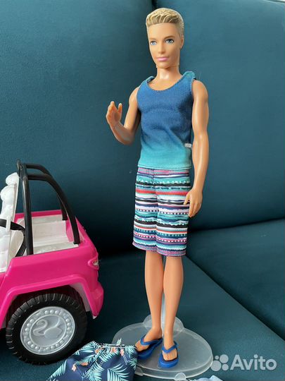 Джип Барби с Барби, Кеном и одеждой