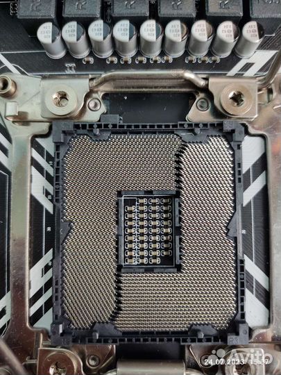 Материнская плата