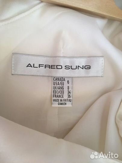 Белое платье