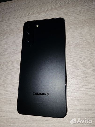 Samsung Galaxy S22+, 8/256 ГБ