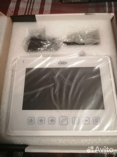 Видеодомофон Gardi + 2 Вызывные панели VC-12