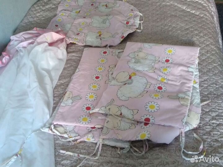 Бортики и балдахин в кроватку для девочки