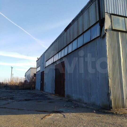 Свободного назначения на участке 3425 м²