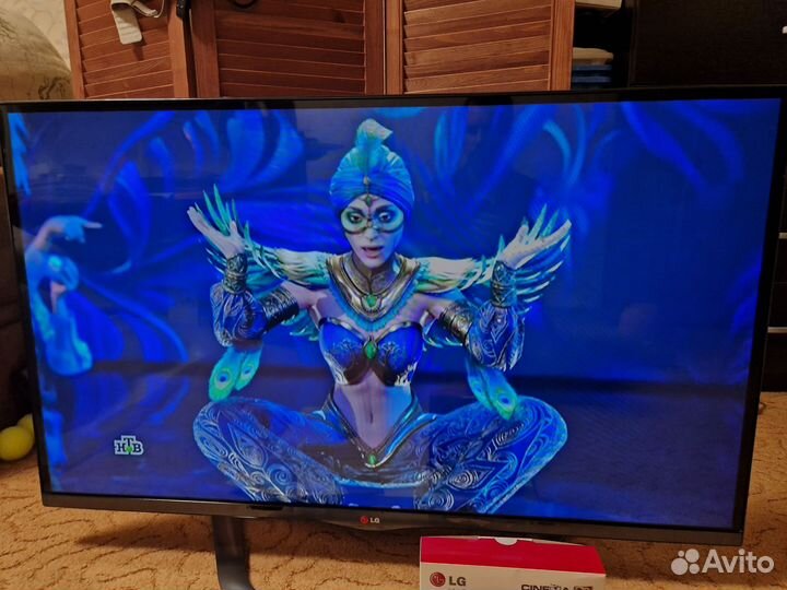 Телевизор LG 42LA615V, full HD, 100Гц