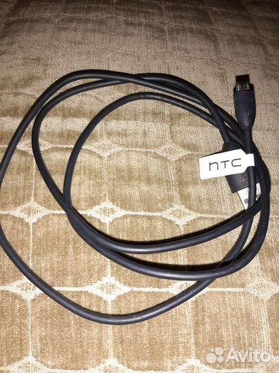 Наушники с микрофоном проводныеи кабель длязарядки