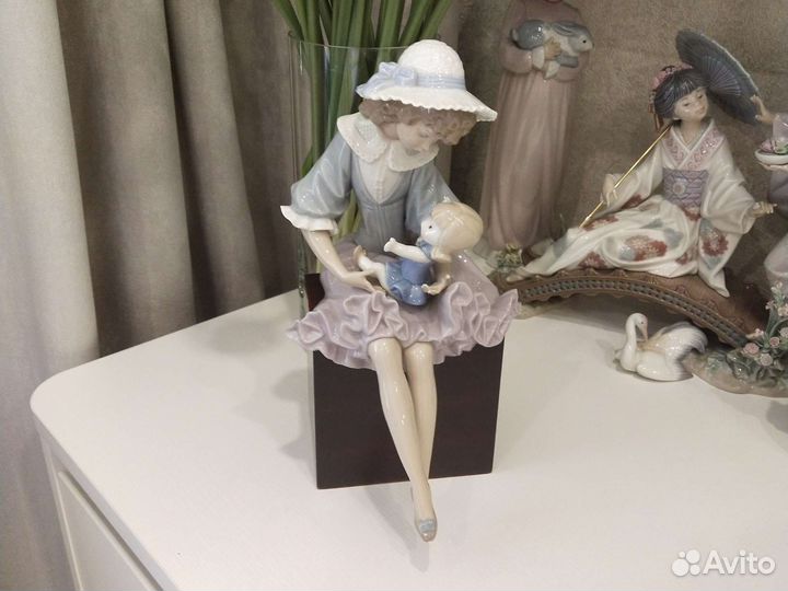 Lladro статуэтка Испания девочка
