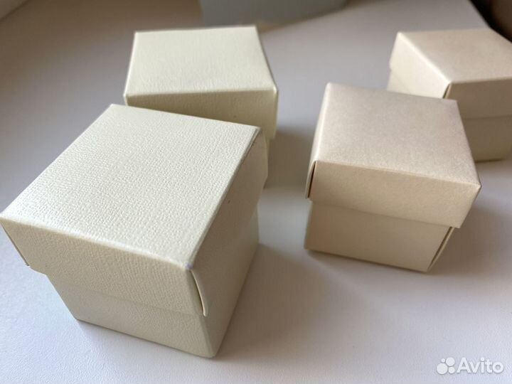 Коробочки для бонбоньерок
