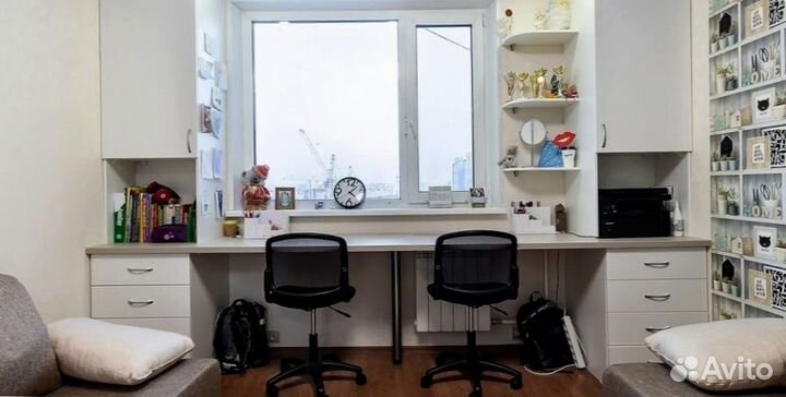 Рабочая зона, компьютерный стол