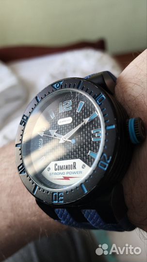 Часы Comandor