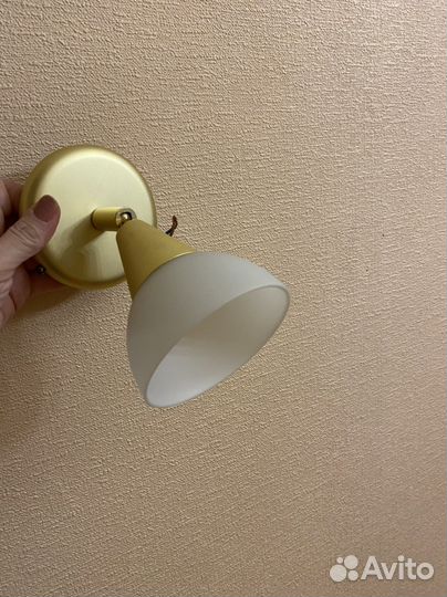 Светильник настенный