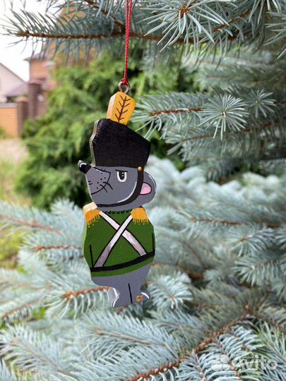 Мышонок служка (ёлочная игрушка)