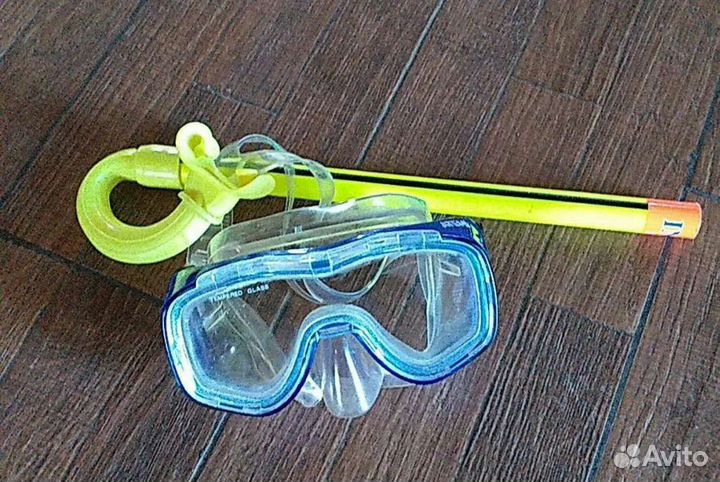 Плавательный инвентарь