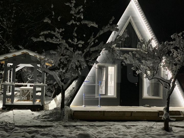 Коттедж 54 м² на участке 8 сот.