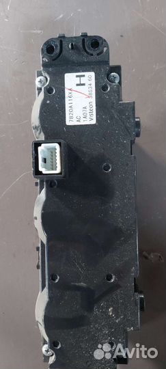 Блок управления климатом на Mitsubishi Lancer 10