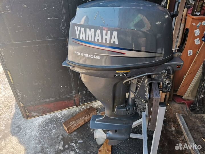 Ямаха F15amhs