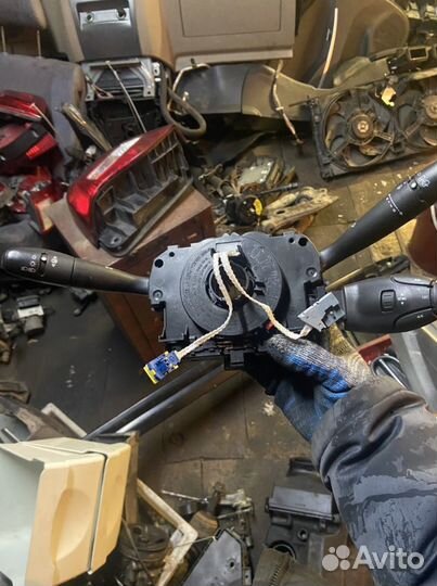 Переключатель подрулевой в сборе Peugeot 308 SW