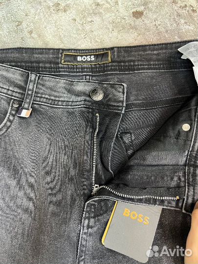 Джинсы Boss