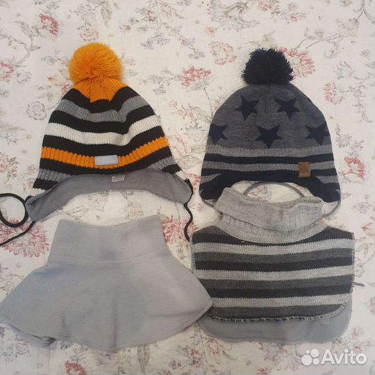 Комплект шапка+манишка на мальчика