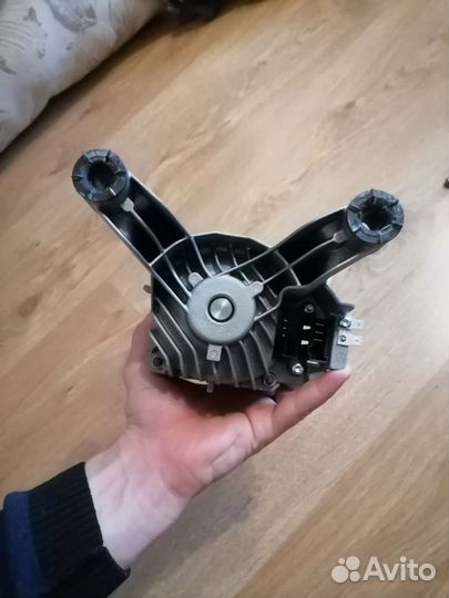 Двигатель от стиральной машины Bocsh Logixx 8