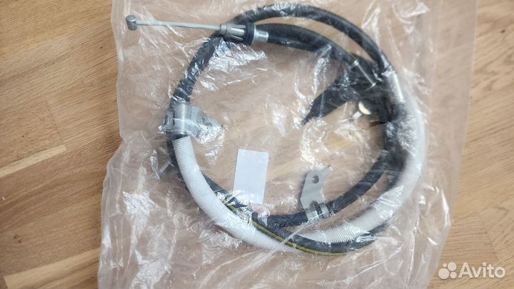 Трос стояночного тормоза toyota 46430 - 60030