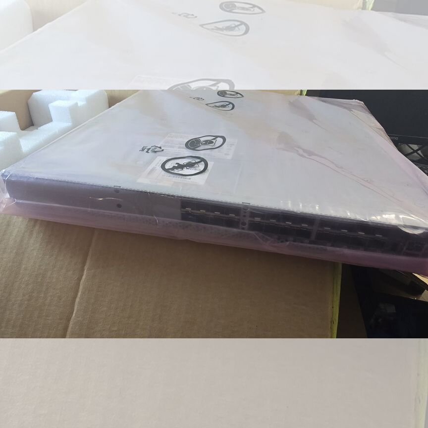 [684428-001] Hpe Sn3000b Fc San Switch 16gb 24/12 684428-001