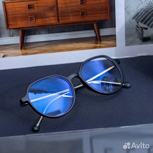 Солнцезащитные очки