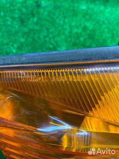 Габарит передний правый Nissan Ad vhny11 QG18DE