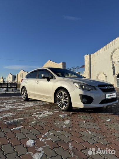 Subaru Impreza 2.0 CVT, 2011, битый, 188 000 км