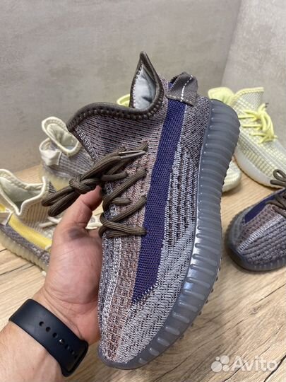 Подростковые кроссовки Adidas yeezy boost