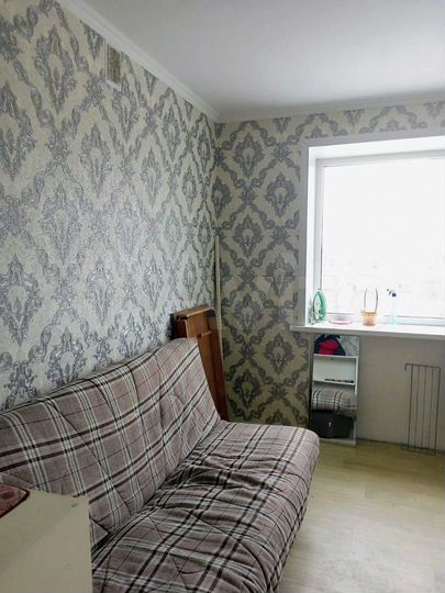 Комната 13 м² в 4-к., 4/5 эт.