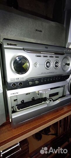 Продам музыкальный центр Sony