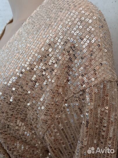 Платье на запах с пайетками вечернее новое 42-44 р