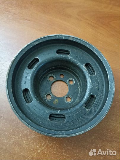 Шкив коленвала Audi A4 B5 058105251E