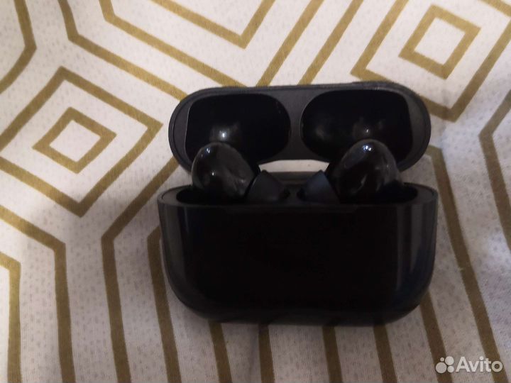Apple airpods pro