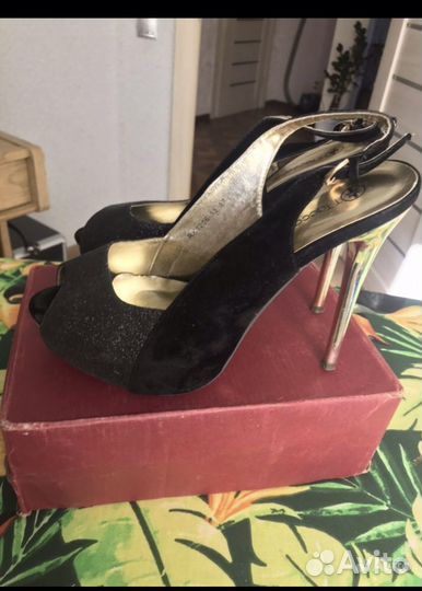 Вещи 52размер обувь 37