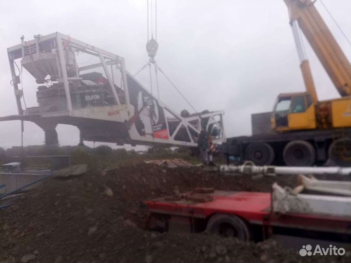 Бригада из опытных рабочих (сварщики, электрики, м