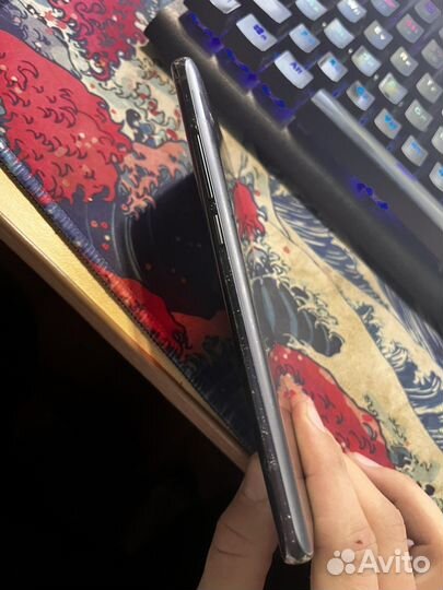 Tcl 10 pro