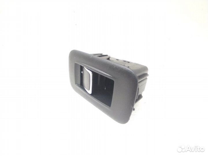 Кнопка стеклоподъемника задняя левая Lexus Rx450H