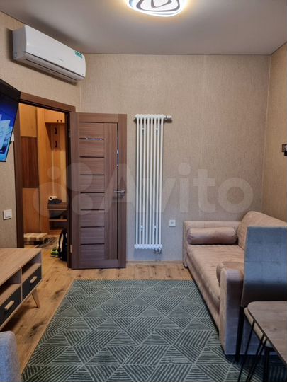 2-к. квартира, 43 м², 4/16 эт.