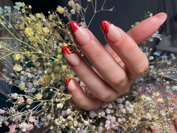 Наращивание ногтей, Гель - лак