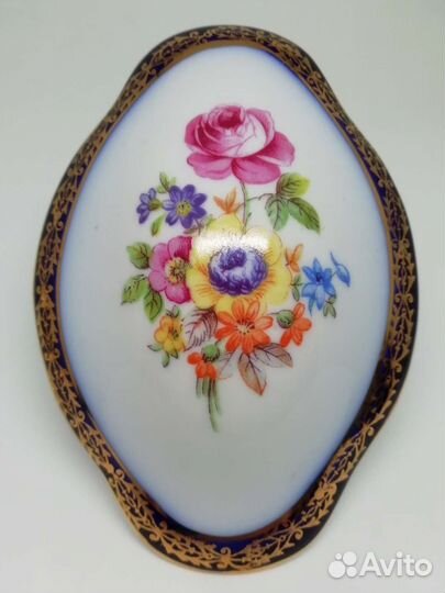 Фарфоровая шкатулка и солонка для Светланы